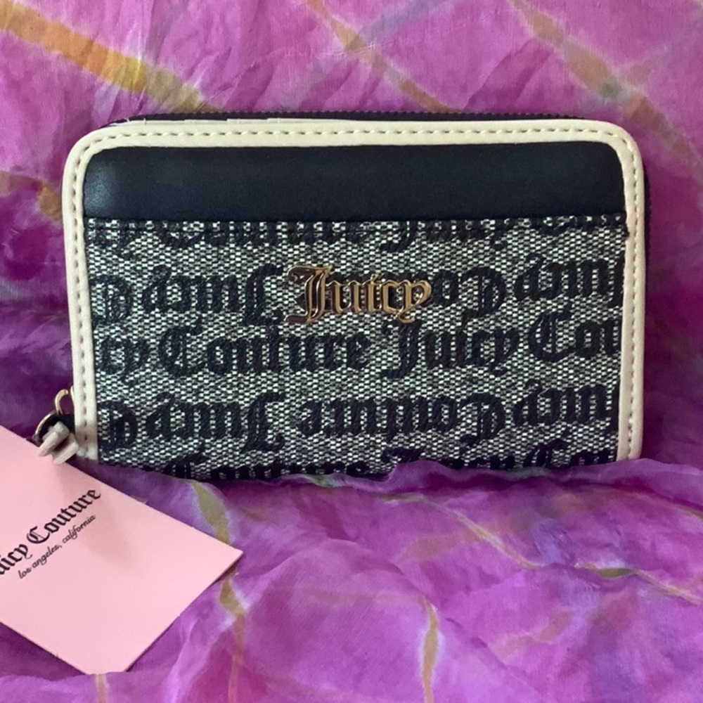 💖Juicy Couture Adorable Logo Multicompartment Bifold Tab Card Wallet